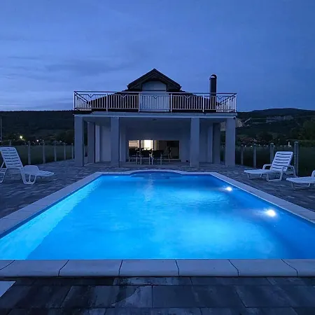 Lila * Bihac